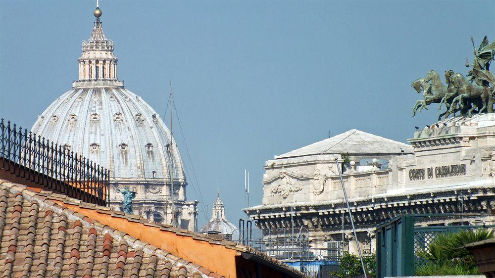 Relais Frattina Hotel Rome Exterior photo